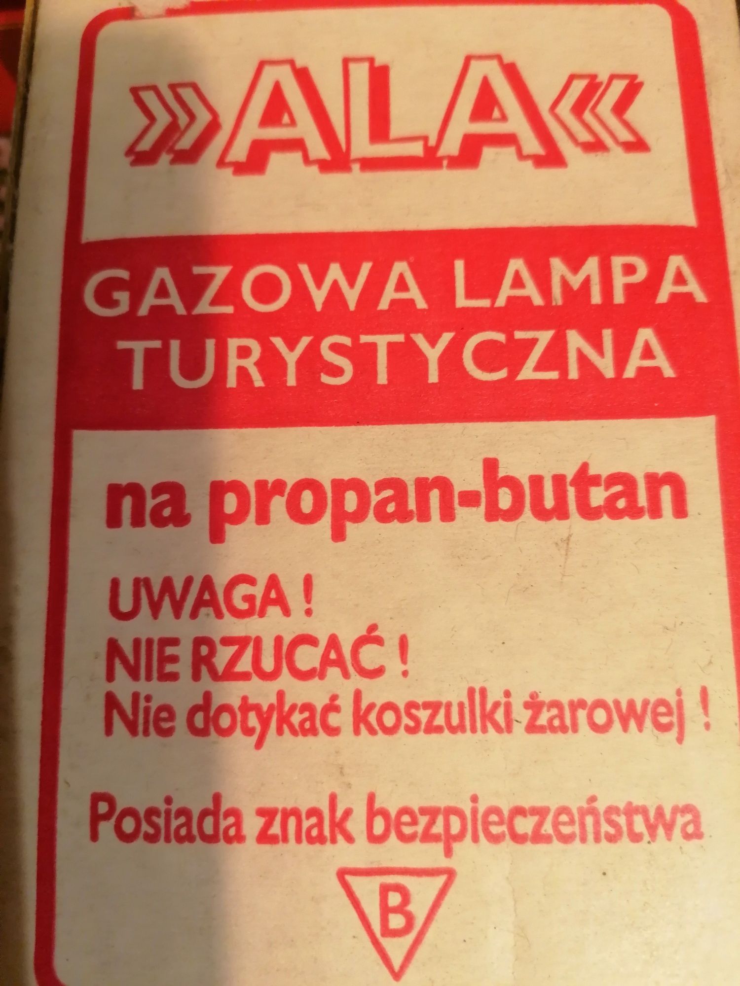 Gazowa lampka turystyczna na propan butan