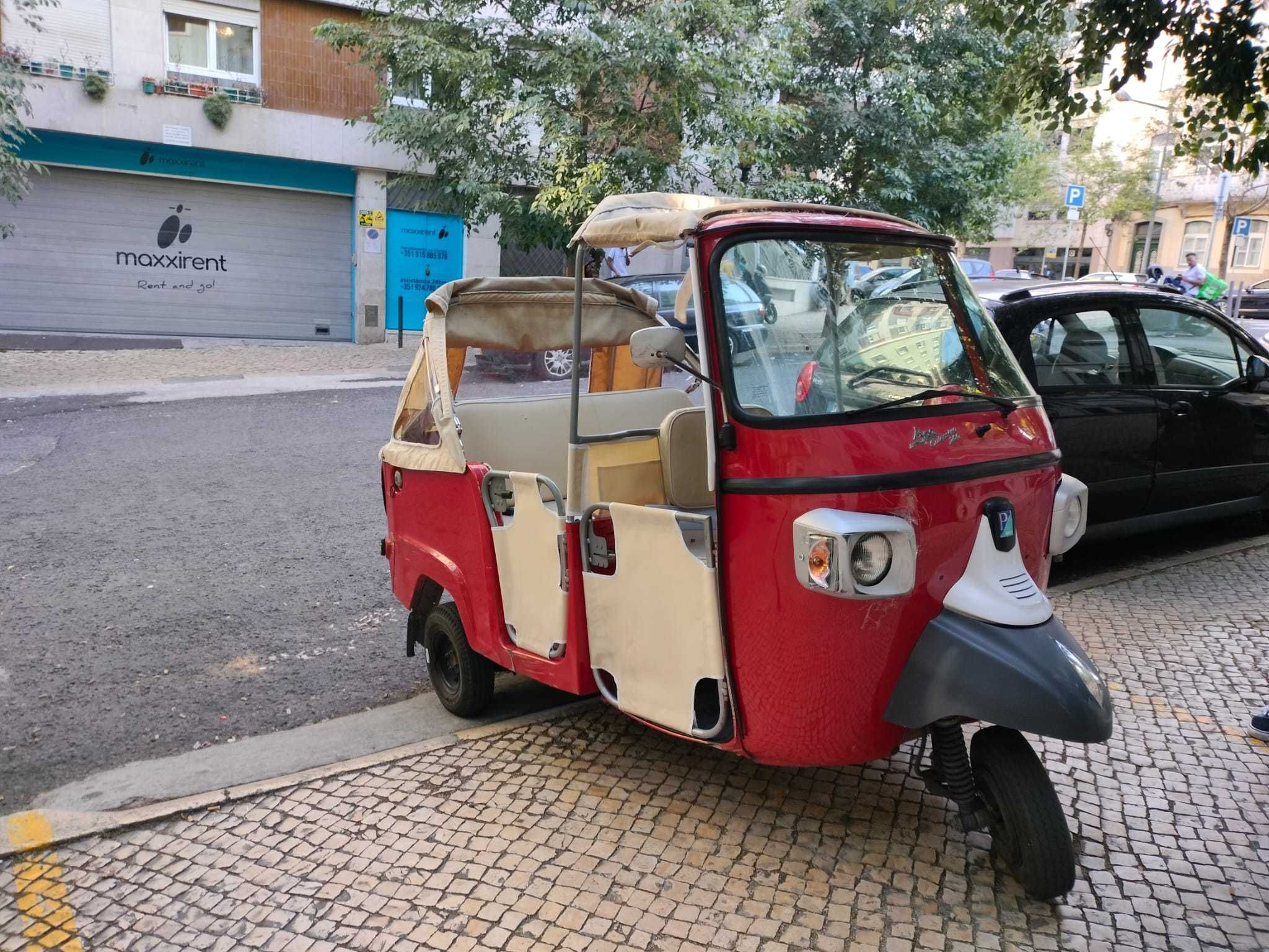 TukTuk Piaggio Ape Calessino 200
