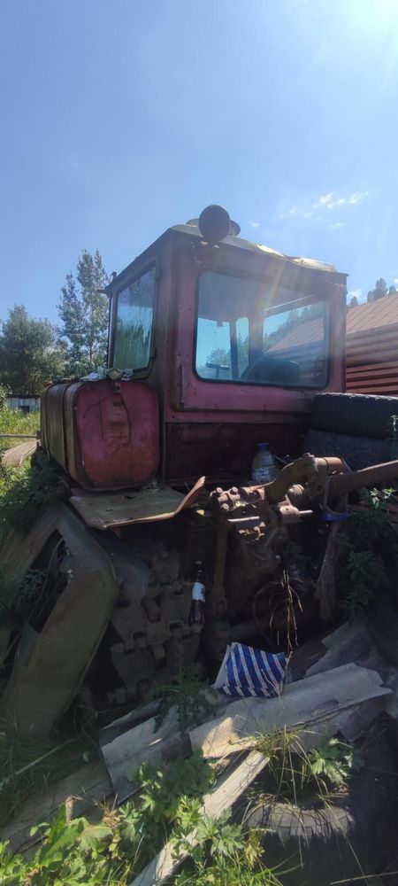 ДТ-75 гусеничний сільськогосподарский трактор загального призначення