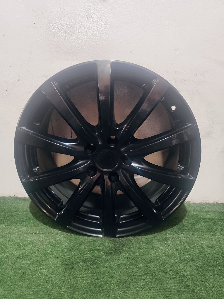 Felgi aluminiowe Platin 5x108 Et 45 18" 8J Ford Volvo Peugeot Citroen