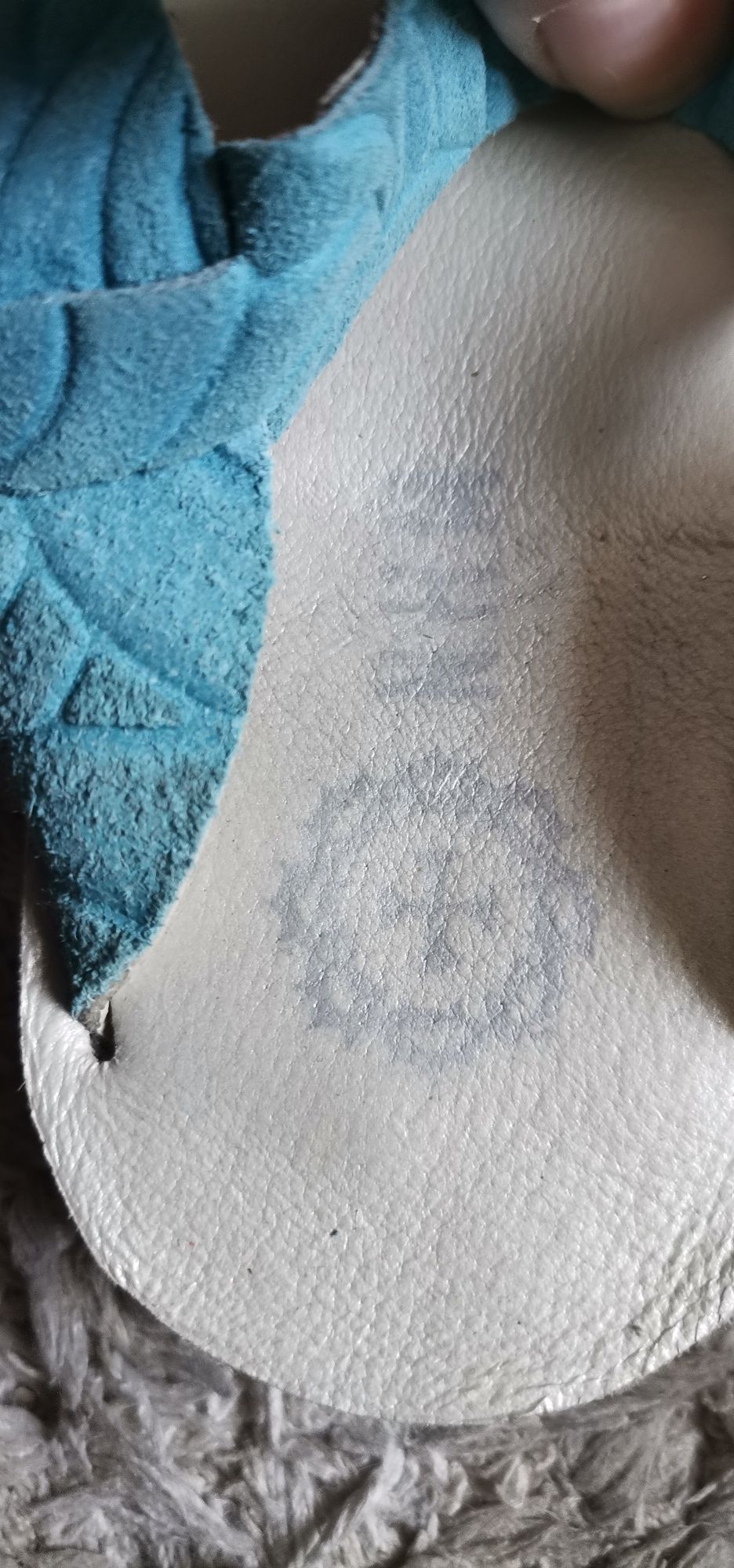 Sándalias de pele verdadeira azul