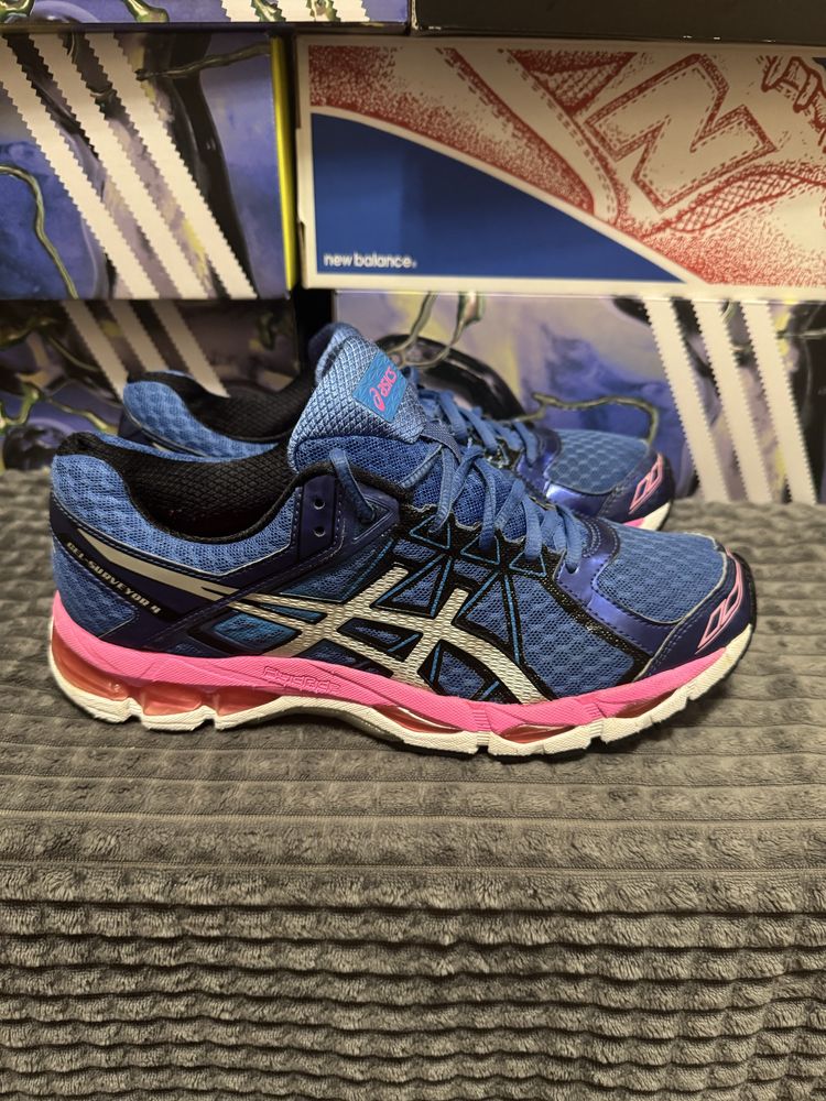 Кросівки для бігу ASICS Gel-Surveyor 4 42(26,5см) оригінал