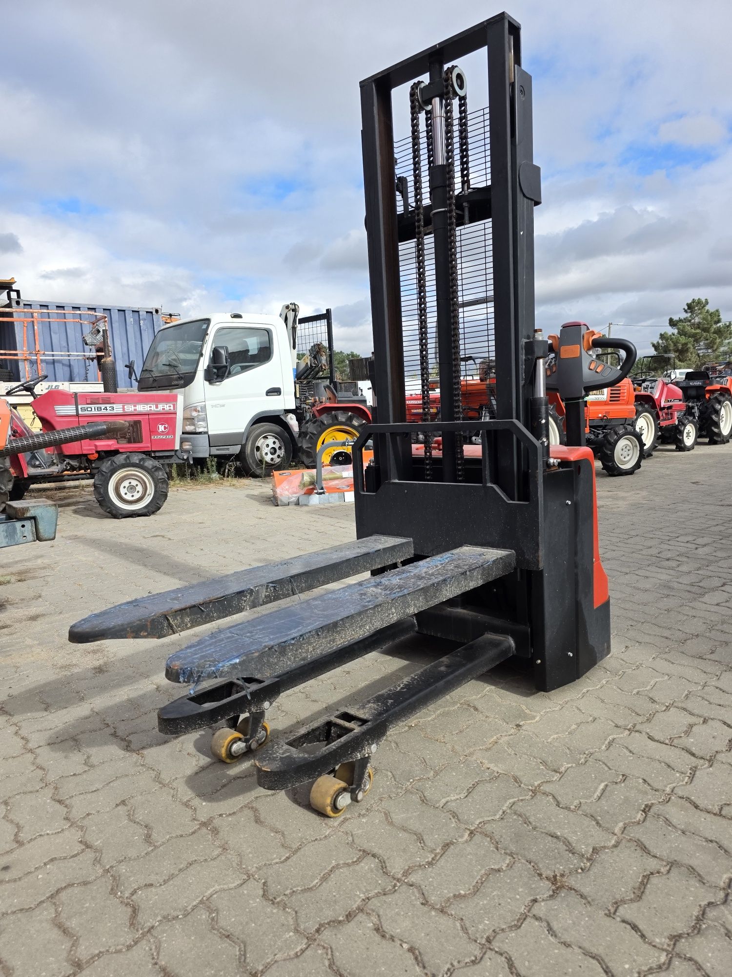 Empilhador Elétrico Schorr CL1225J