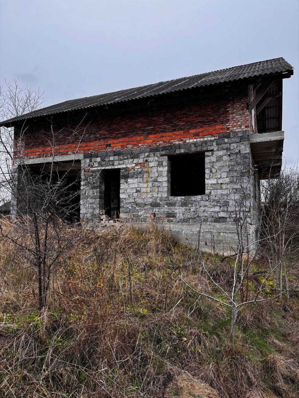 Продаж будинку в с. Завій