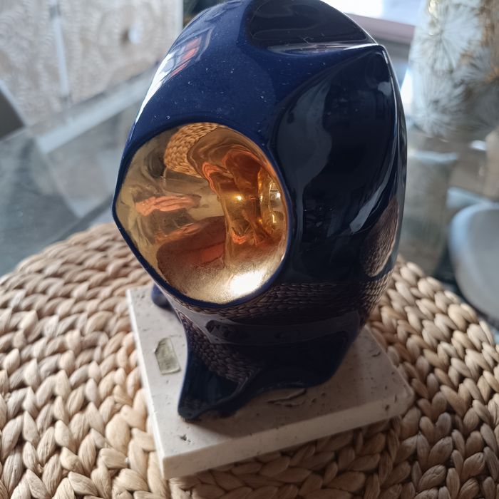 Escultura vitrificada obra  de José Torres Guardia.