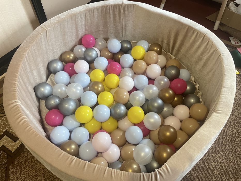 Сухий басейн.