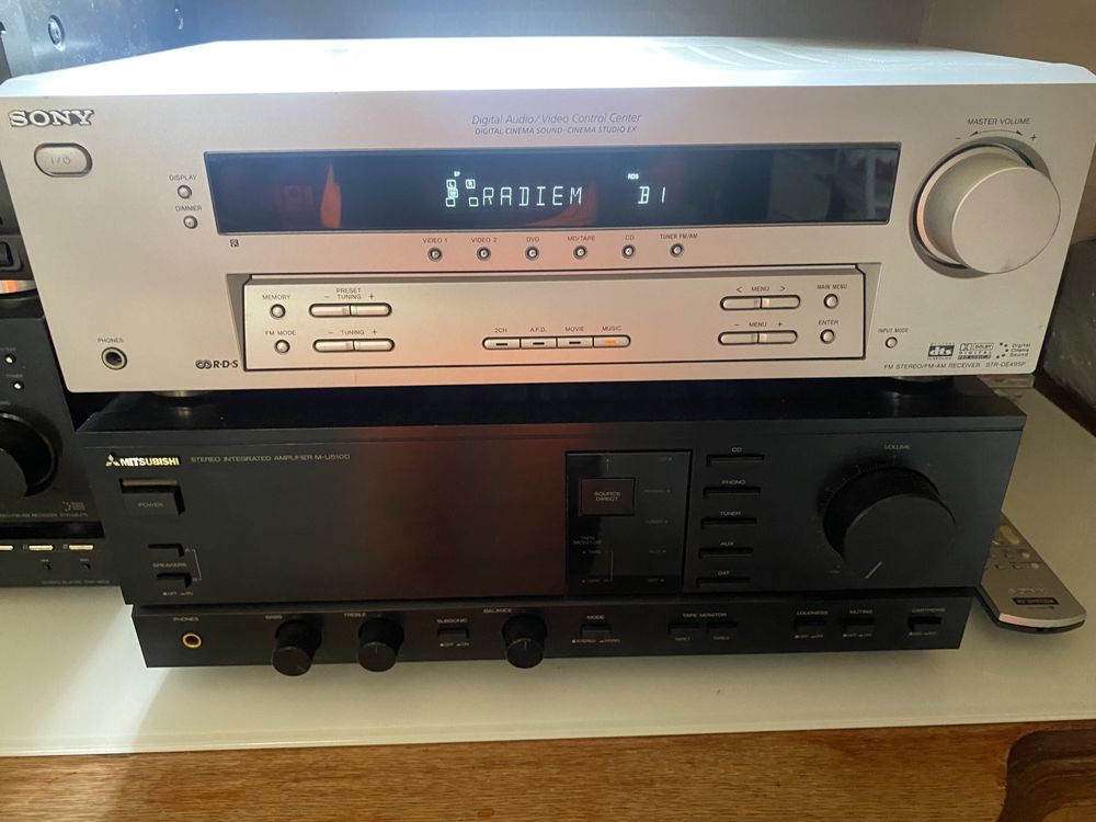 Amplituner Sony STR-DE495