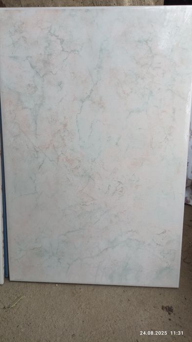 Бордюри .фрізи , декори ,керамічна плитка