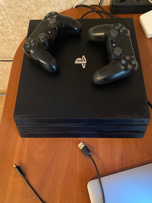 Play station 4 pro 3-я ревизия