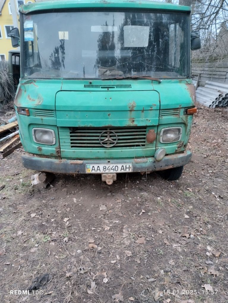 Мерседес 508D з документами
