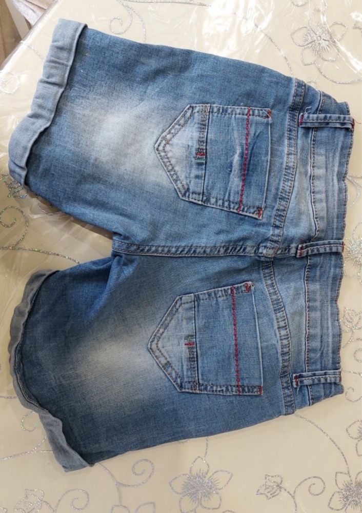 короткі джинсові шорти жіночі