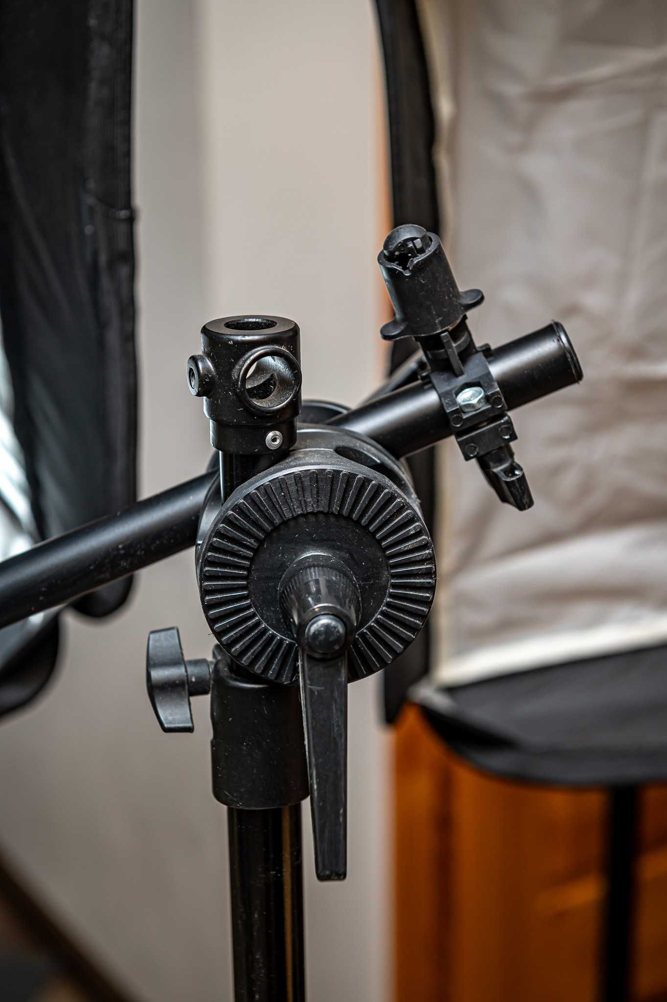 Sprzedam mobilne studio fotograficzne Quantuum + sterowniki