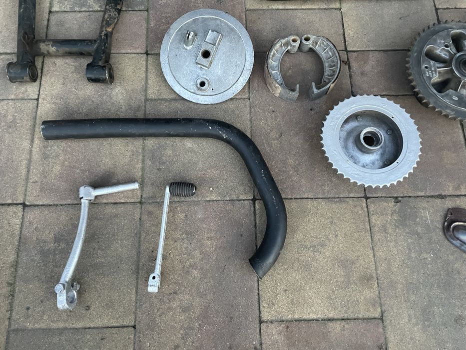 Sprzedam cześci do wsk i cezet