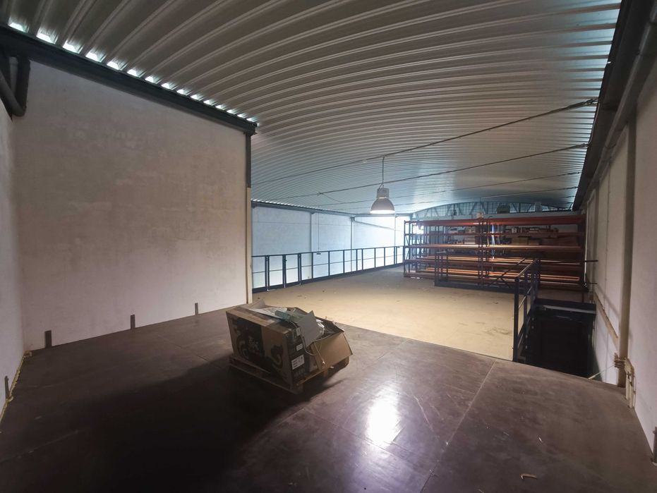 OPORTUNIDADE  - Armazém e terreno - Beja