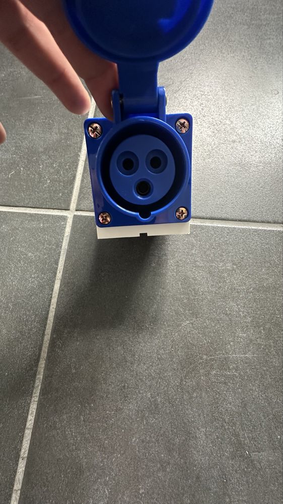 Para gerador - cabo ja feito com 2 fichas macho 16A IP 44 (3 pinos)