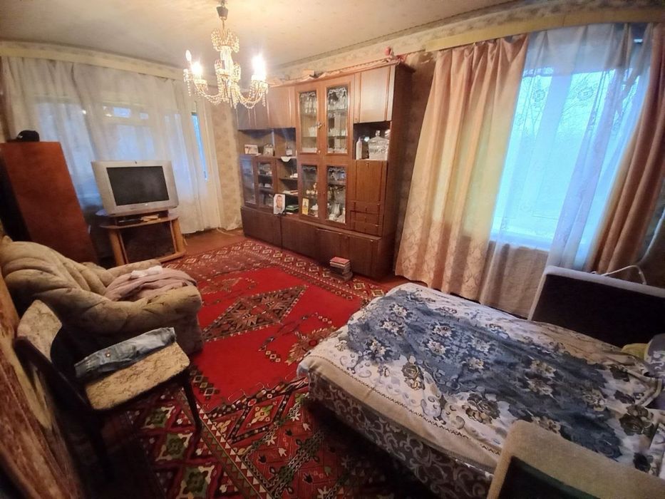 Продам 3 к квартиру на Яновского