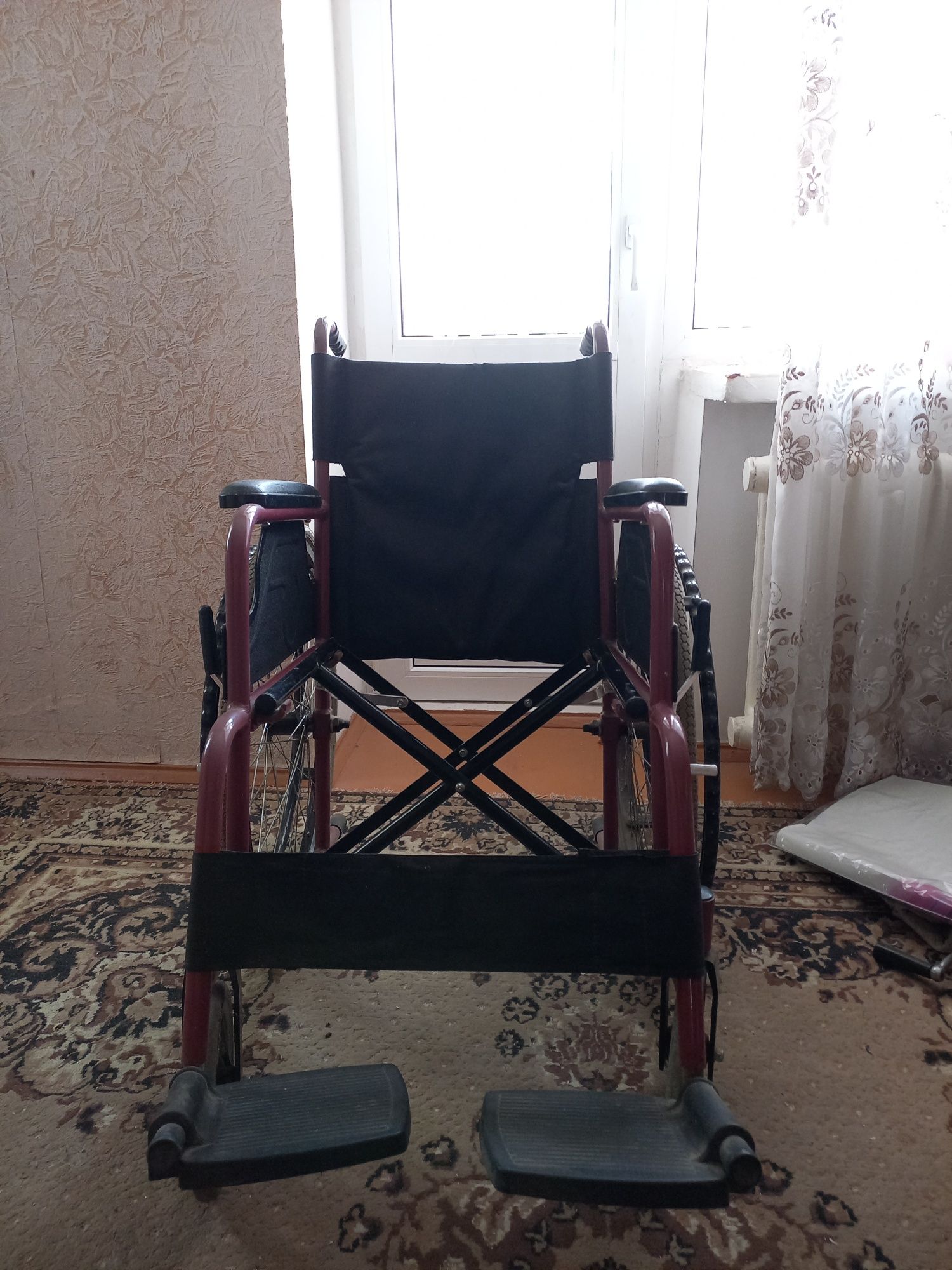 Инвалидная коляска