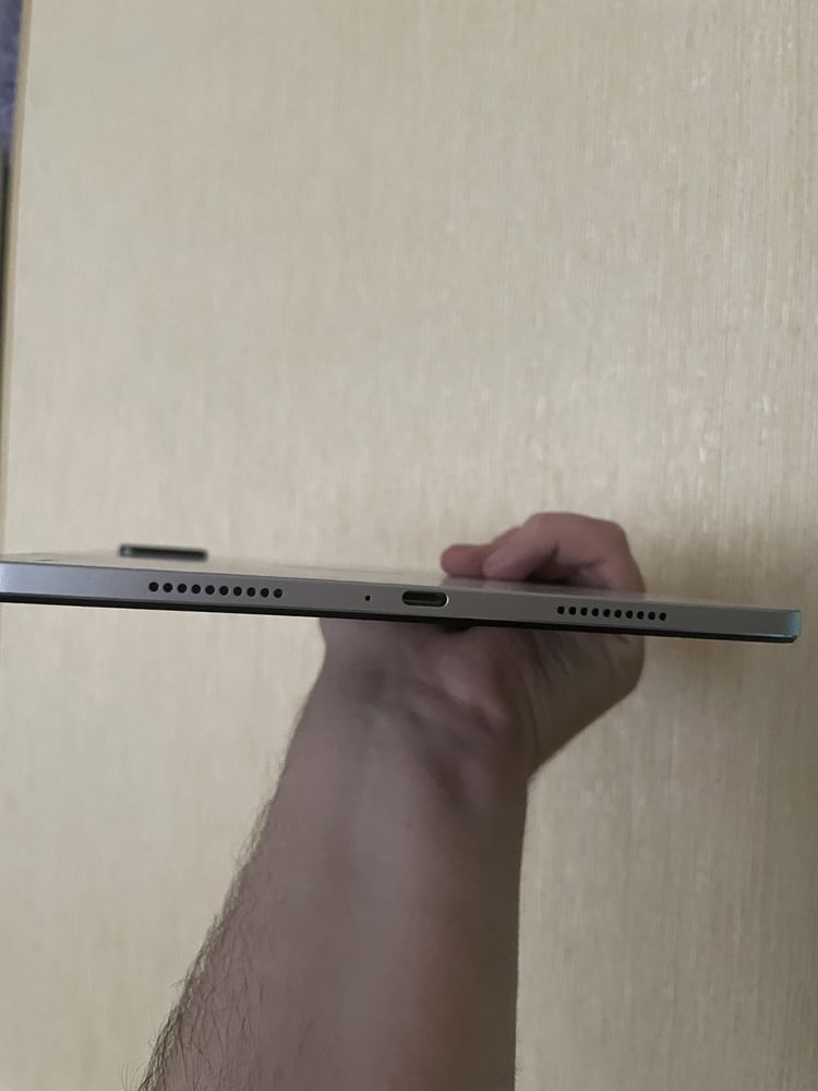 Xiaomi pad 6 256/8 как новый + чехол клавиатура