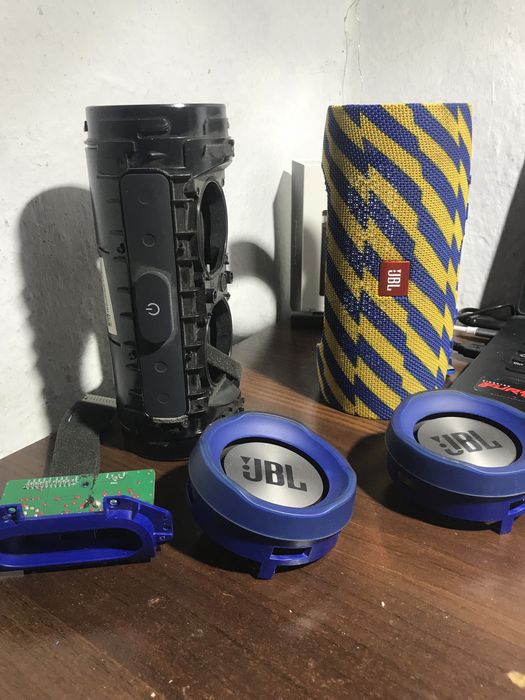 Запчастини JBL Charge 3, Essential