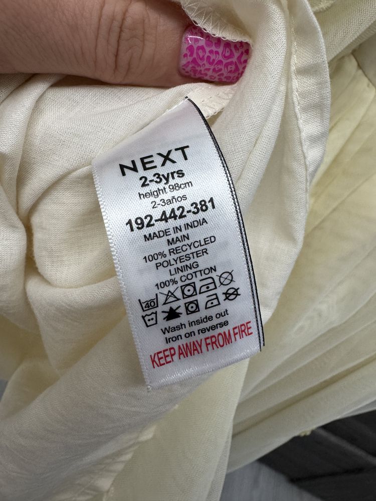 Продам платья Zara и Next на девочку