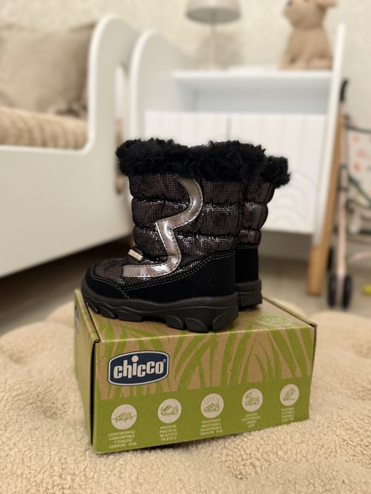 Зимові сапоги на дівчинку Chicco