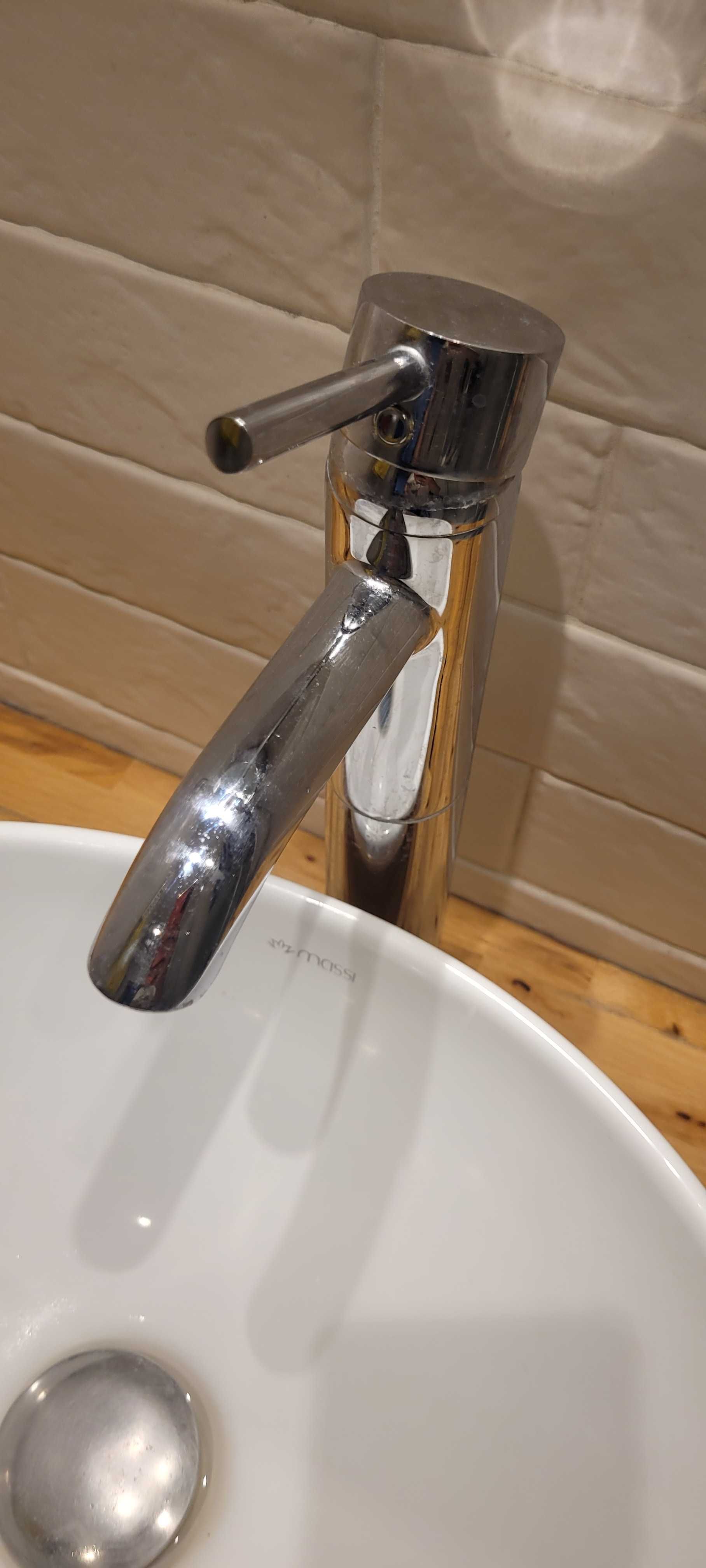 umywalka Massi nablatowa  i bateria Kludi stojąca