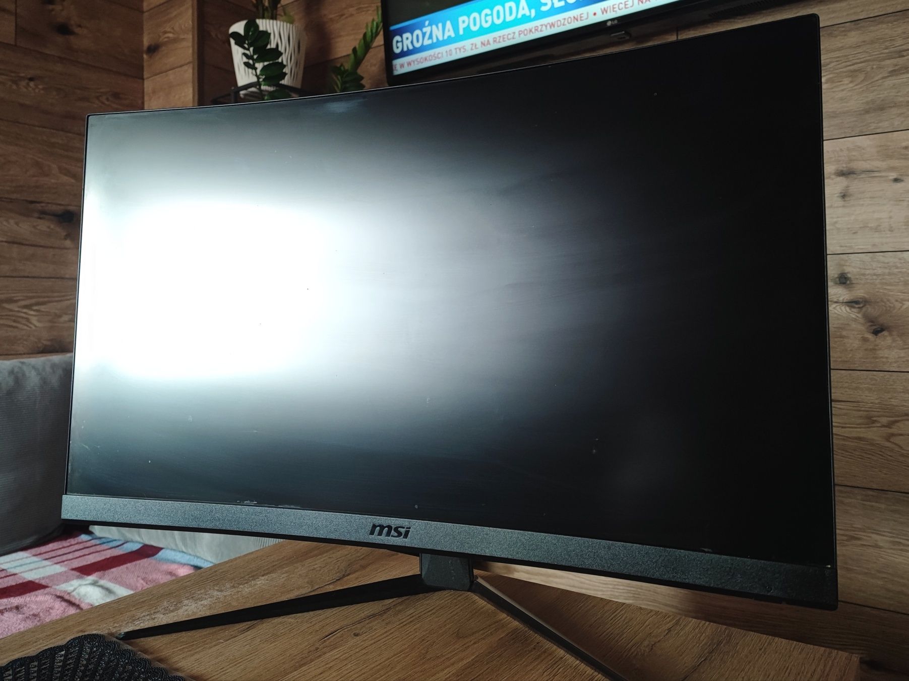 Komputer Gamingowy Ryzen 5 5600X / RTX 3060 / 32GB RAM + Monitor 165Hz