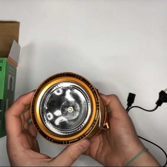 Туристический фонарь-лампа на солнечной батарее с павером