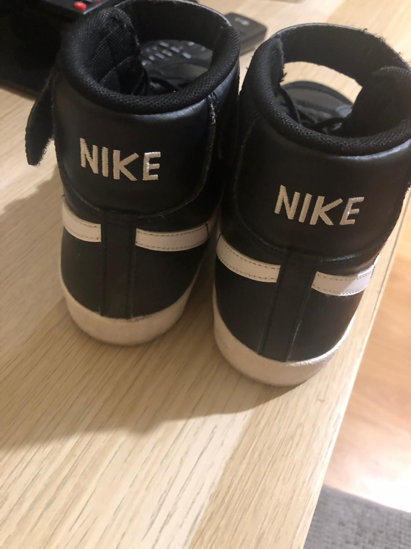 Tênis Nike blazer mid pretos