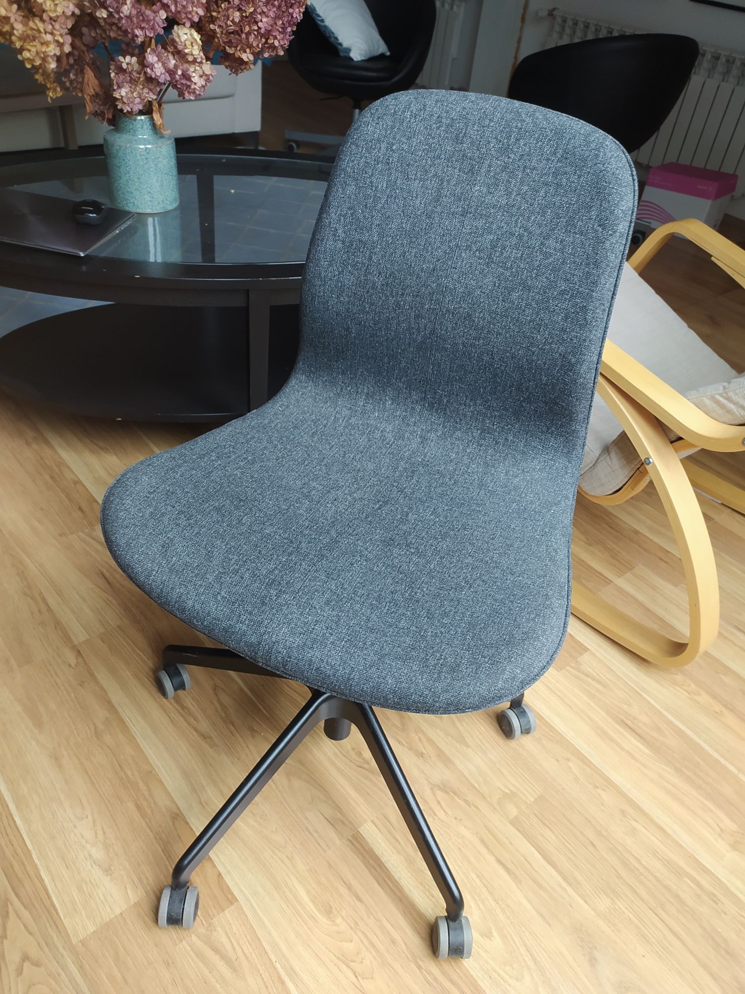 krzesło ikea langfiall