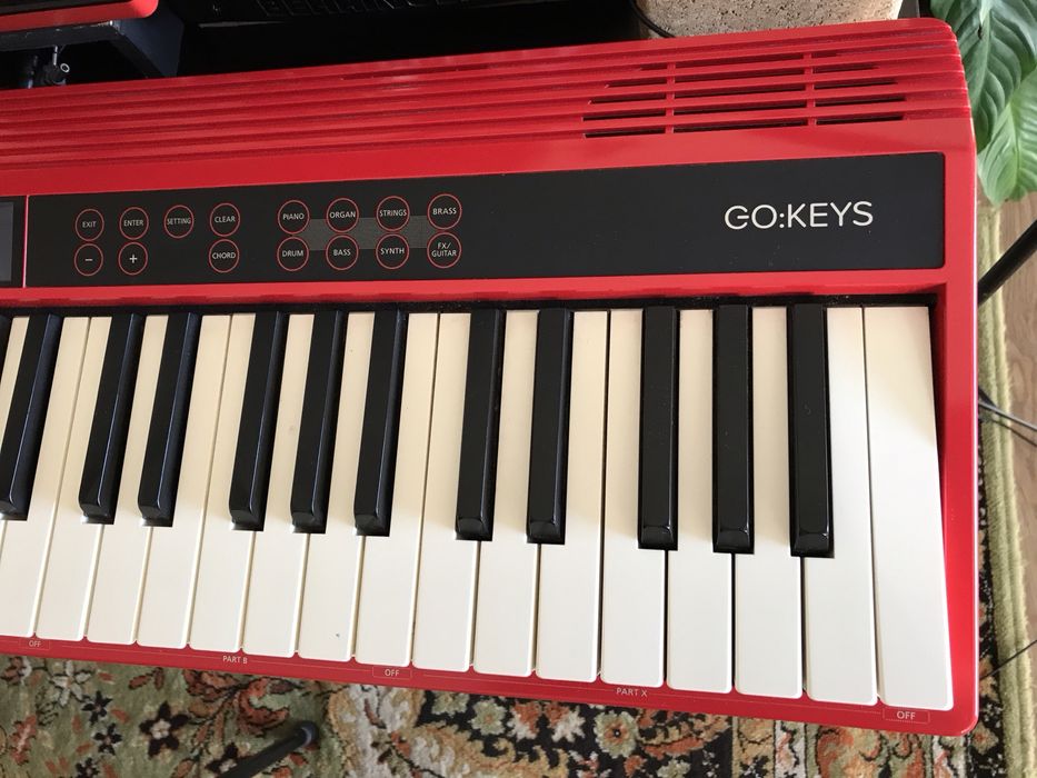 Synth; teclado;Roland Go Keys como novo , com saco Roland tipo mochila
