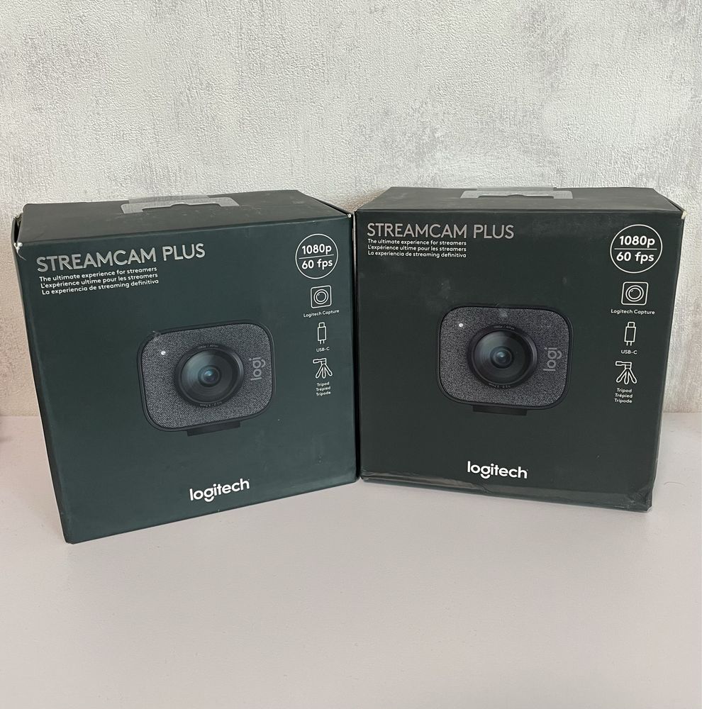 Веб-камера Logitech StreamCam Plus Graphite (із шмативом) (960-001280)
