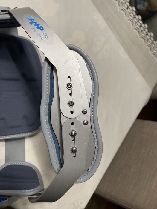 Colete Cervical/ Lombar Avant C35+ novo