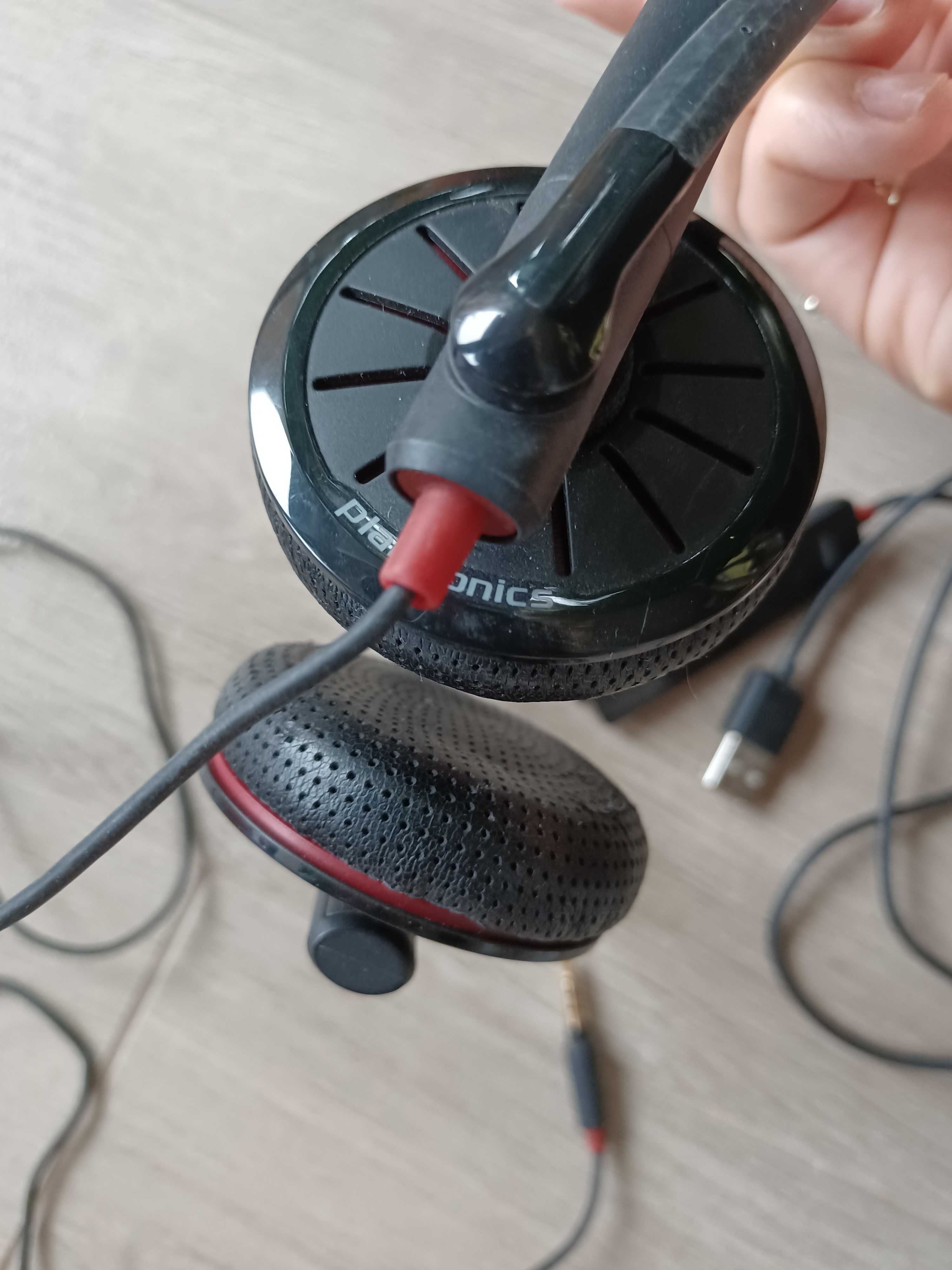 Sluchawki plantronics czarne nauszne usb z mikrofonem