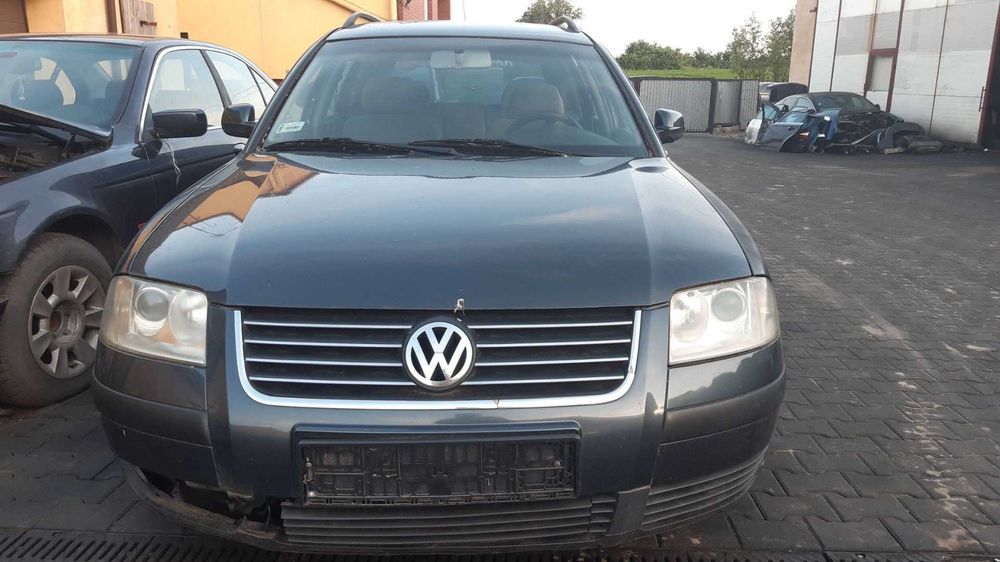 Passat B5 lift kombi Lampy zderzak maska błotniki klapa drzwi LC7V