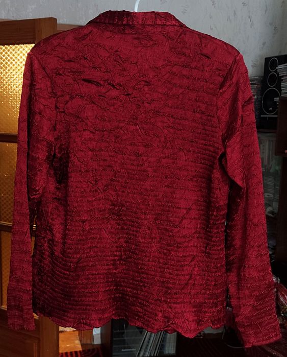 Продаётся женская блузка