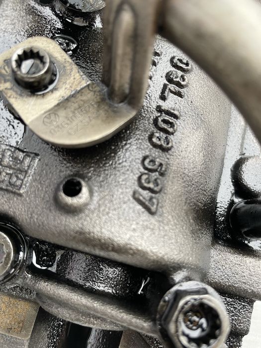 Маслонасос 2.0 TDI CAGB CAHA Audi A6 C6 Q5 A4 B8 A5 Розборка Ауді Шрот