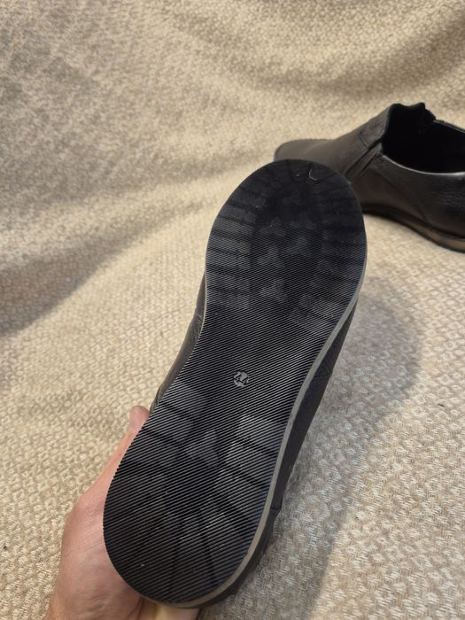 Продам Новые мокасины 45размер (натуральная кожа)