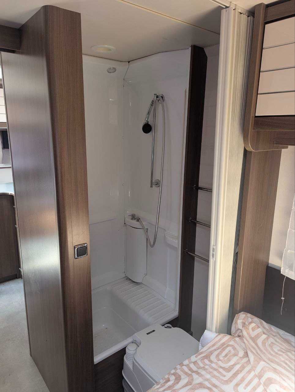 Продається Caravelair Sublim S 2014, автобудинок.