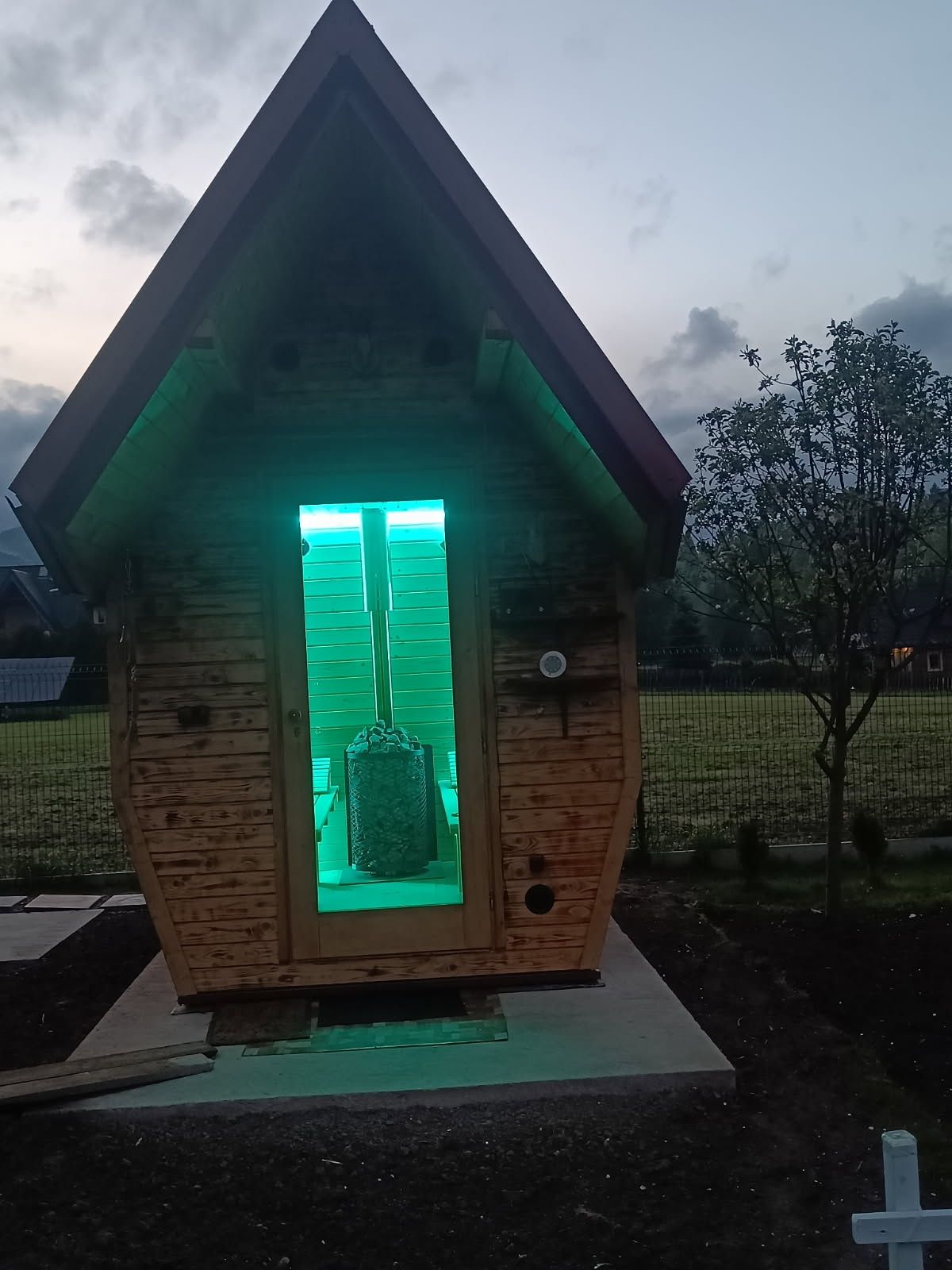 Domek w Ogrodzie. Karniaczek!
