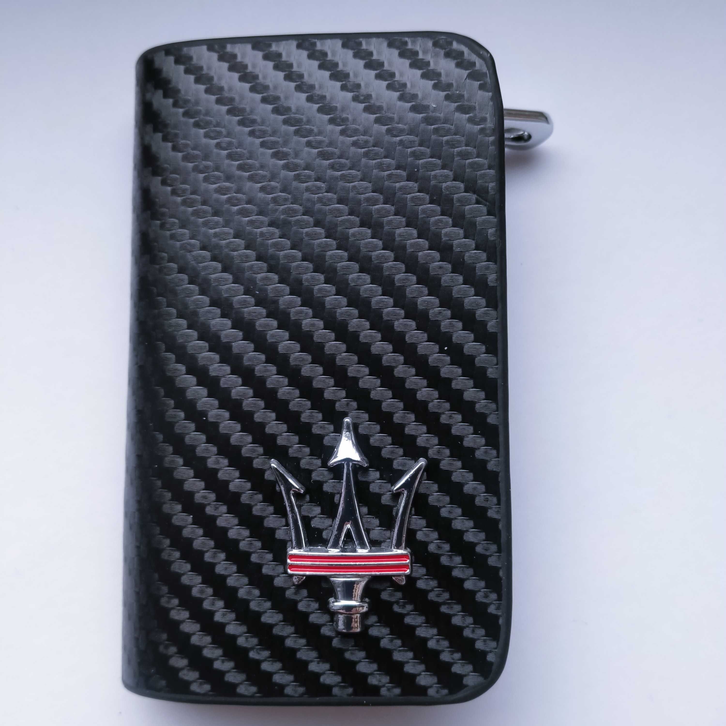 Maserati etui pokrowiec brelok breloczek zawieszka prezent