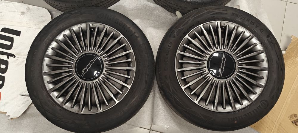 Jantes originais Fiat (R16) com pneus