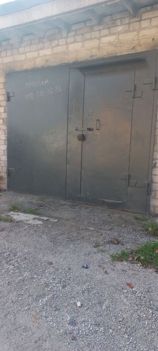 Продам Капитальный гараж
