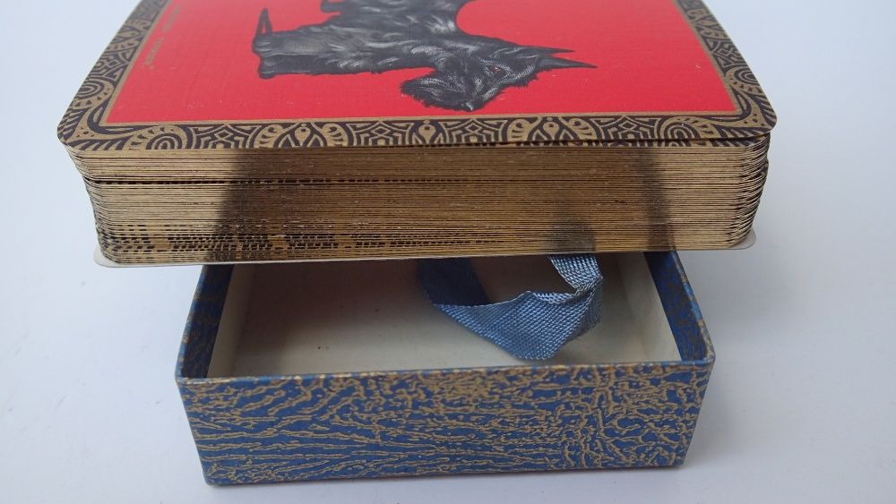 Baralho de cartas antigo