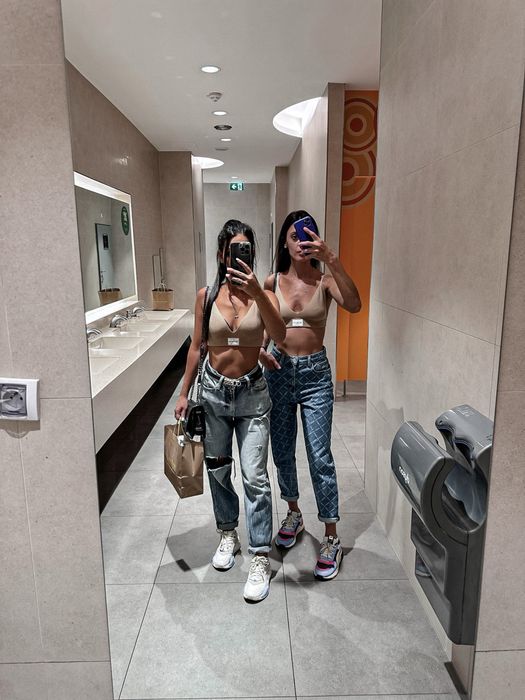 Топ Calvin Klein