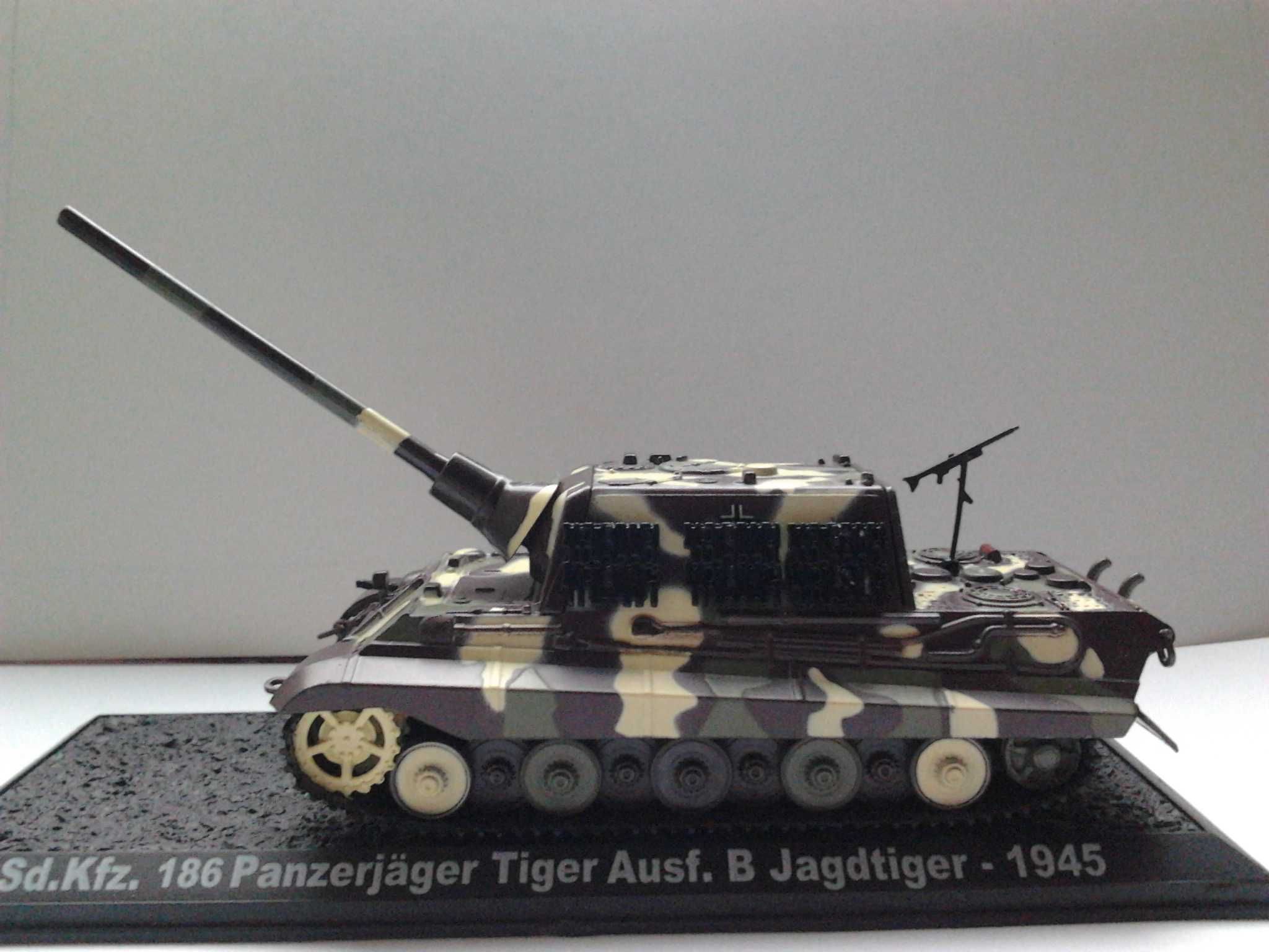 Готовая модель - Jagdtiger. Немецкий истребитель танков 1/72.