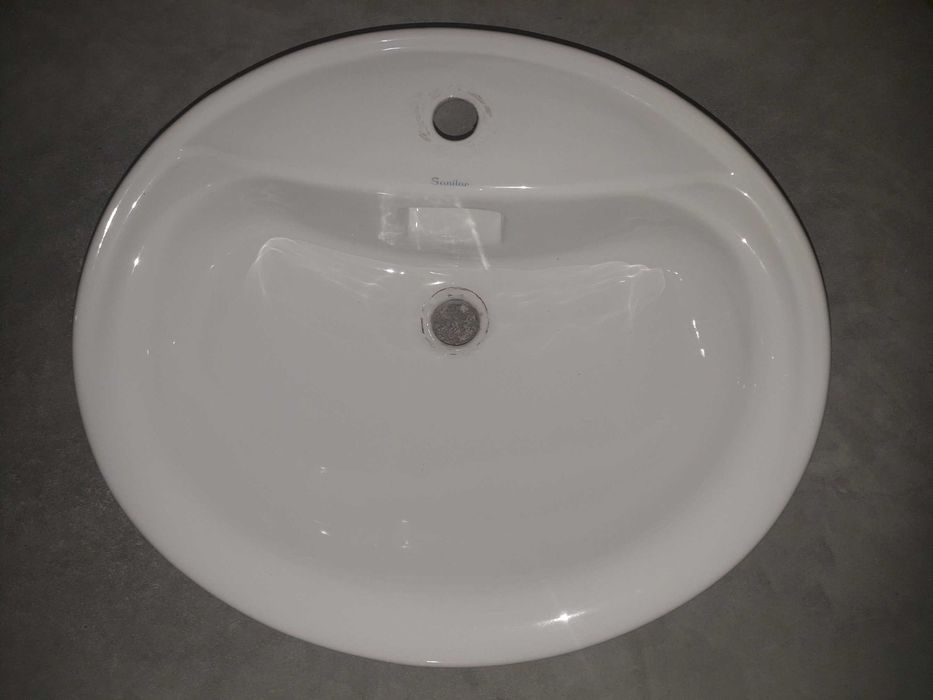 Lavatório Sanitana Luso Branco.