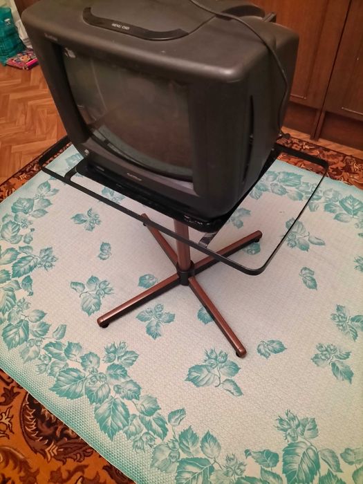 подставка под телевизор