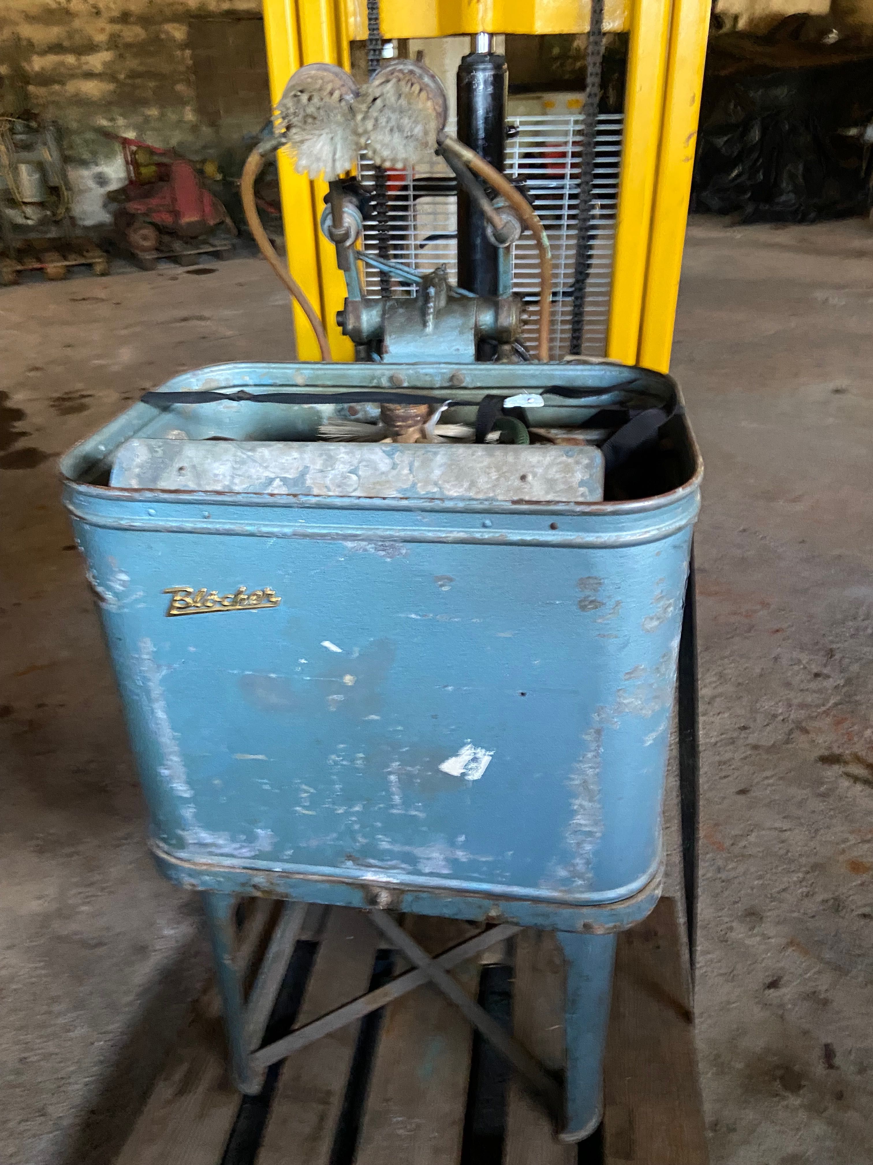 Máquina para lavar garrafas
