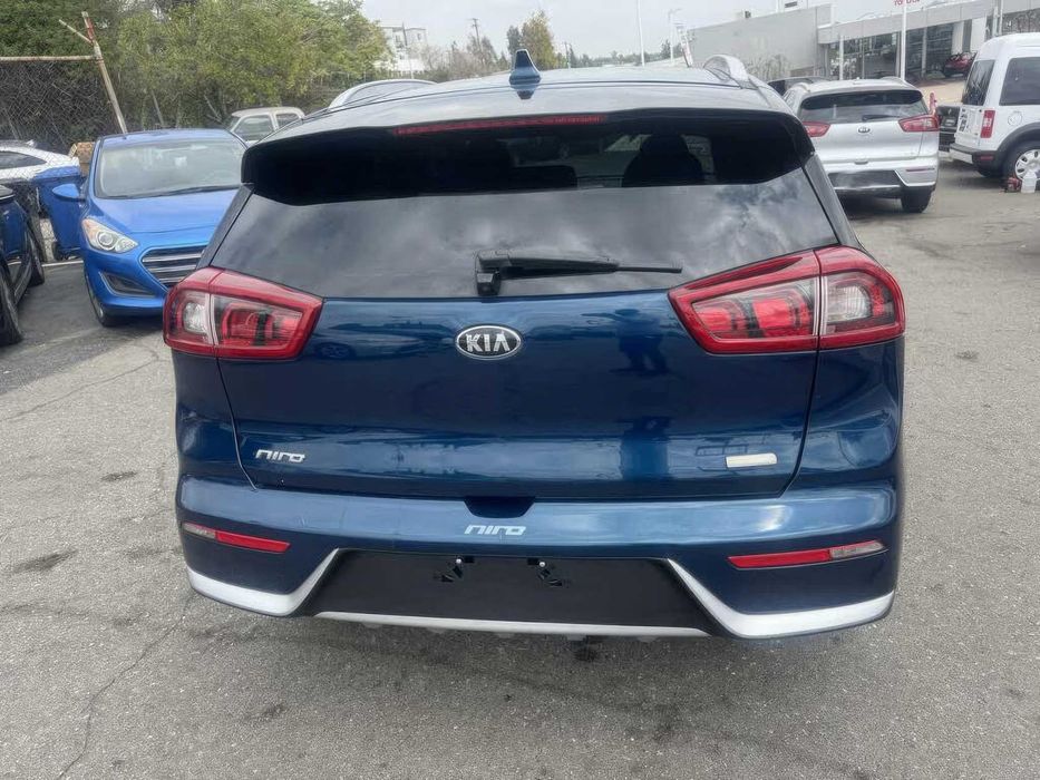 Kia Niro      2018